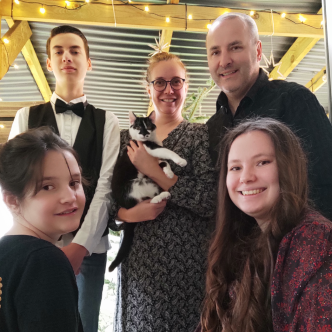 Hélène and family